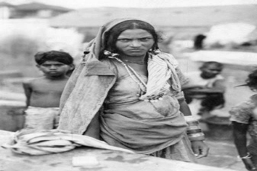 ক্রান্তিজ্যোতি সাবিত্রীবাই ফুলে- দলিত ব্রাম্মণ্যবাদ এবং পিতৃতন্ত্রের বিরুদ্বে সামগ্রীক আন্দোলনের এক অগ্রজ পথিক